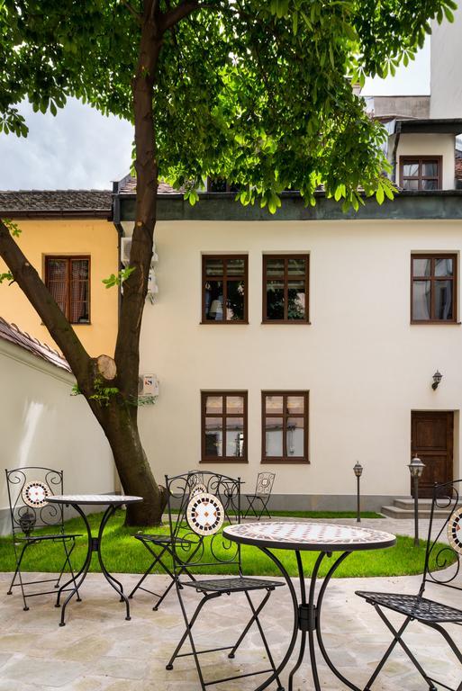 P&J Luxury Apartments Cracóvia Exterior foto